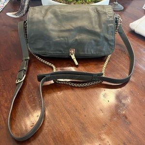 Elizabeth and James olive leather purse